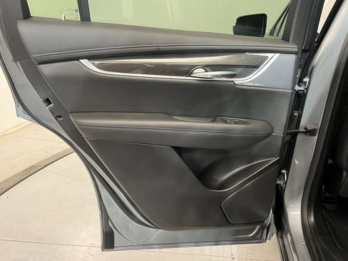 Certified 2024 Cadillac XT6 Sport w/ Technology Package image 19