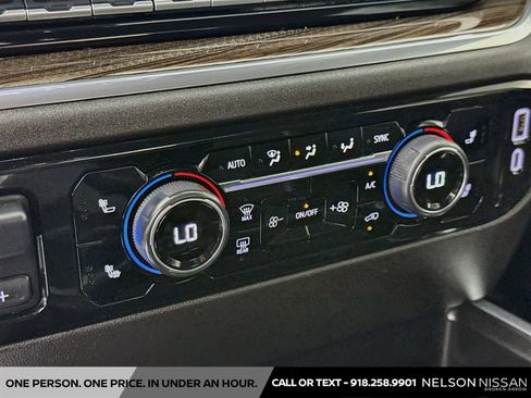 Used 2024 Chevrolet Silverado 2500 LT w/ Convenience Package AWD/4WD image 16