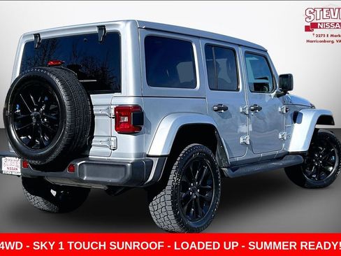 Used 2023 Jeep Wrangler Unlimited Sahara w/ Cold Weather Group AWD/4WD image 6