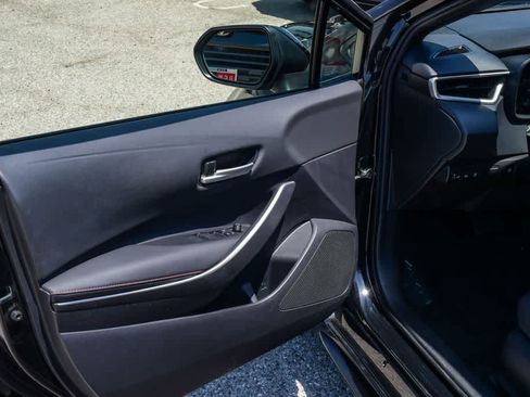 Used 2024 Toyota Corolla SE FWD image 24