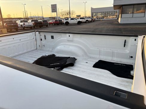 Used 2024 RAM 3500 Big Horn image 13