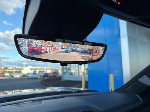 Used 2022 GMC Sierra 1500 Denali Ultimate image 32