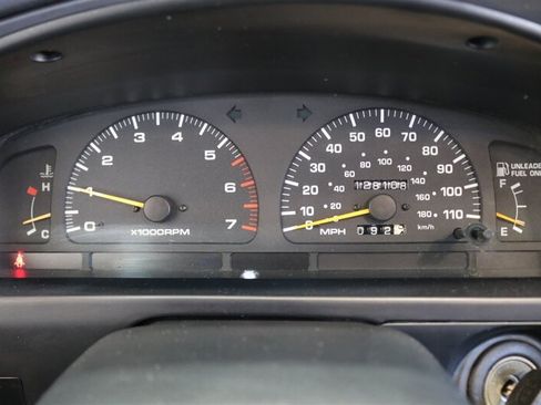 Used 1997 Toyota 4Runner SR5 w/ Sports Pkg AWD/4WD image 86