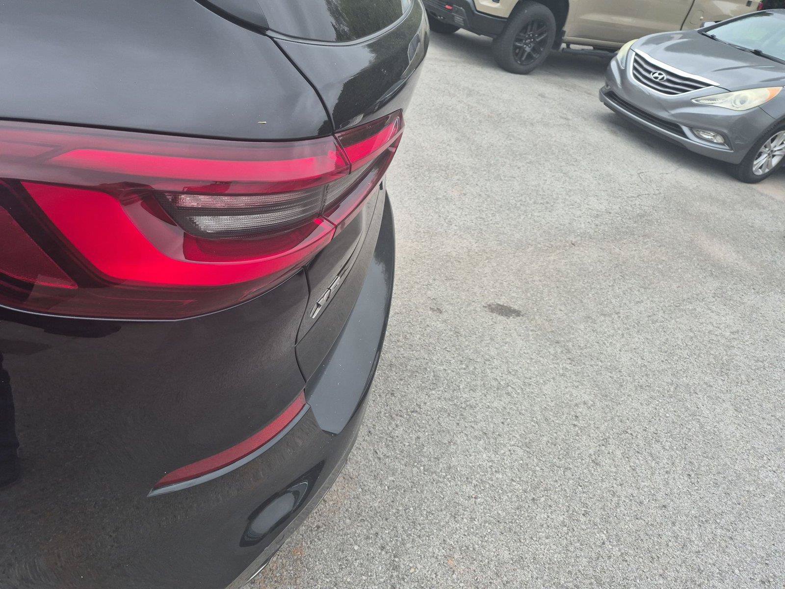 Used 2021 BMW X5 M50i AWD/4WD image 11