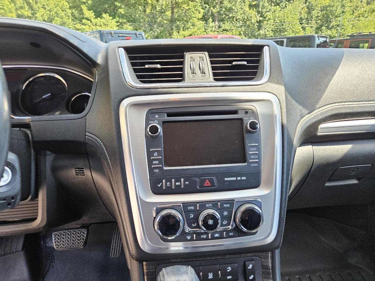 Used 2014 GMC Acadia SLT FWD image 18