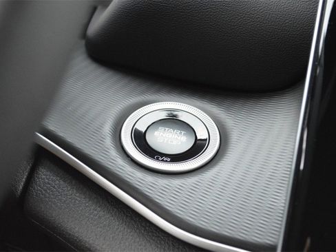 New 2025 Jeep Grand Cherokee Altitude image 21