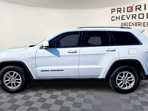 Used 2020 Jeep Grand Cherokee Laredo AWD/4WD image 5