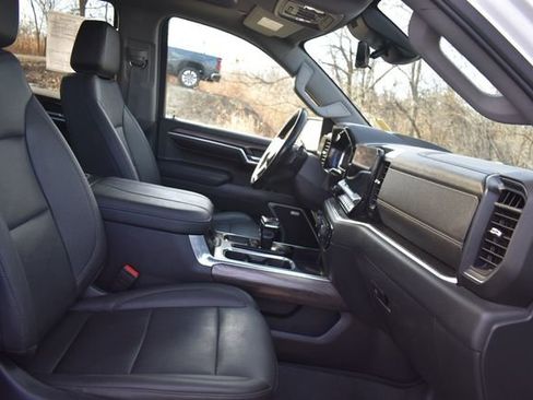 Certified 2023 Chevrolet Silverado 1500 LTZ w/ LTZ Premium Package image 18