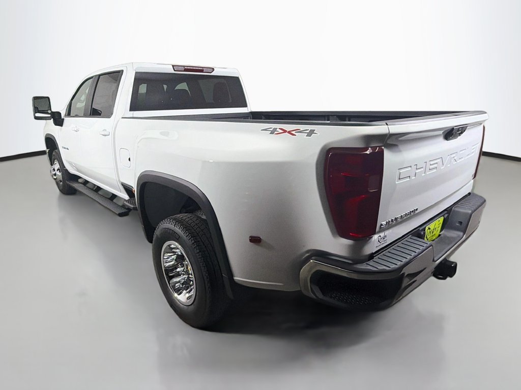 New 2026 Chevrolet Silverado 3500 LT AWD/4WD image 7