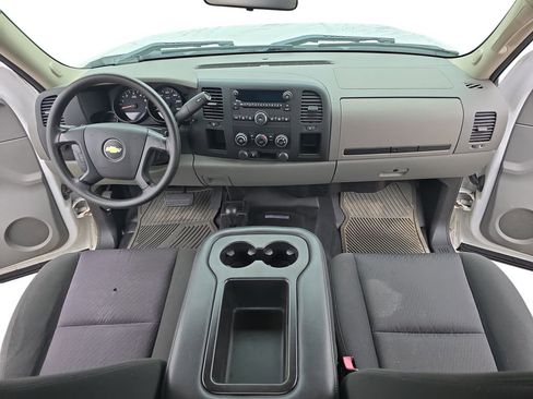 Used 2013 Chevrolet Silverado 1500 W/T image 9