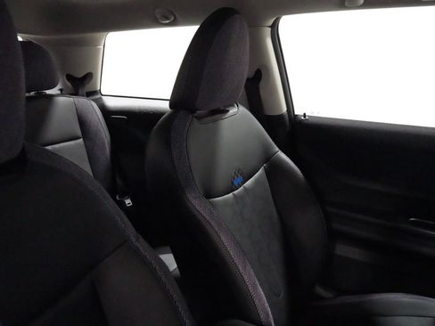 Used 2025 MINI Cooper S image 32