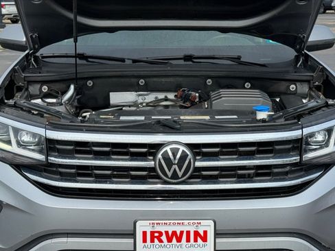 Used 2022 Volkswagen Atlas SE w/ Panoramic Sunroof Package AWD/4WD image 38