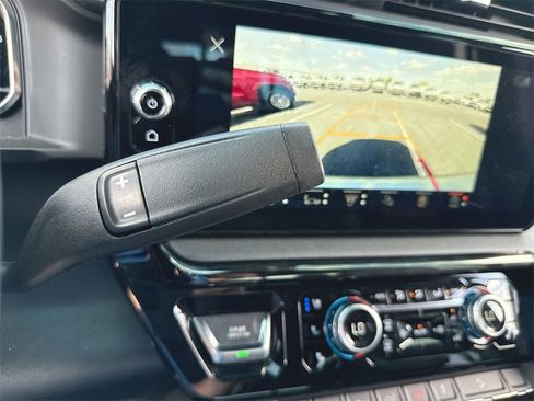 Used 2024 GMC Sierra 2500 AT4 w/ AT4 Preferred Package image 20