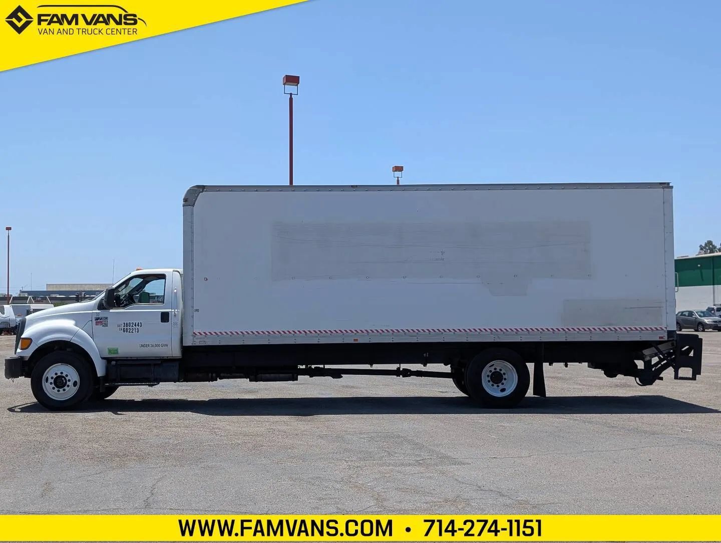 Used 2013 Ford F750 2WD Regular Cab Super Duty image 4