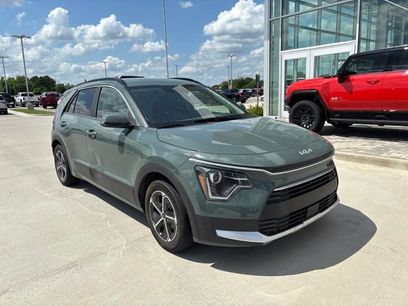 Used 2023 Kia Niro EX w/ EX Cold Weather Package