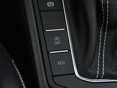 New 2026 Volkswagen Jetta SE FWD image 18