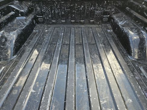 Used 2022 Jeep Gladiator Sport image 33