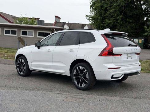 New 2026 Volvo XC60 B5 Ultra w/ Protection Package Premier AWD/4WD image 21
