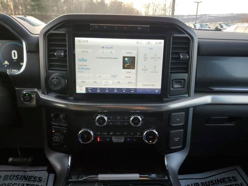 Used 2023 Ford F150 Lariat w/ Equipment Group 502A High image 20