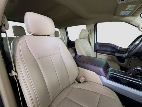 Used 2018 Ford F150 Lariat image 28