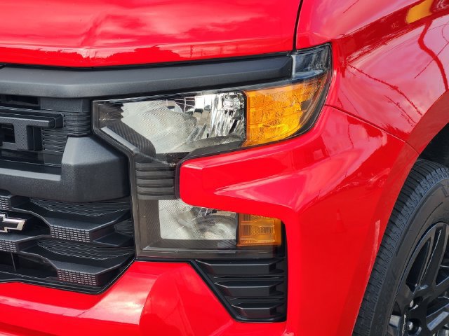 Used 2023 Chevrolet Silverado 1500 Custom w/ LPO, Dark Essentials Package RWD image 9