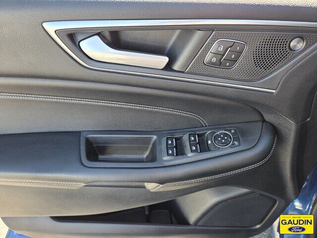 Certified 2022 Ford Edge Titanium AWD/4WD image 18