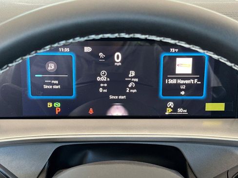 New 2025 Volkswagen Tiguan SE image 23