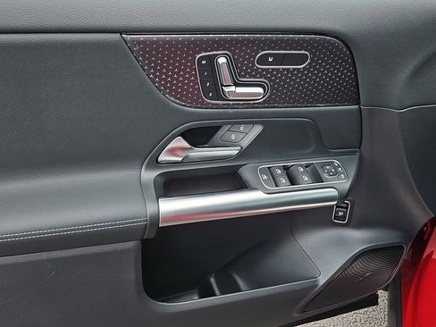 New 2026 Mercedes-Benz GLA 250 image 19