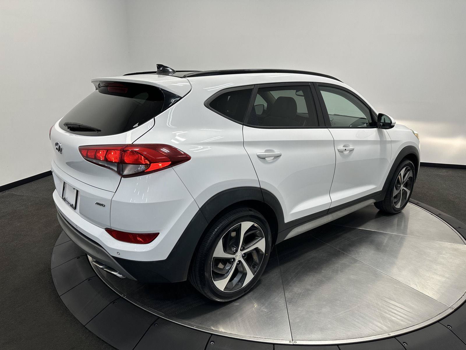 Used 2018 Hyundai Tucson Value AWD/4WD image 6