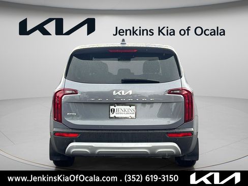 Certified 2022 Kia Telluride LX AWD/4WD image 4