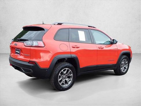 Used 2021 Jeep Cherokee Trailhawk w/ Technology Group AWD/4WD image 4