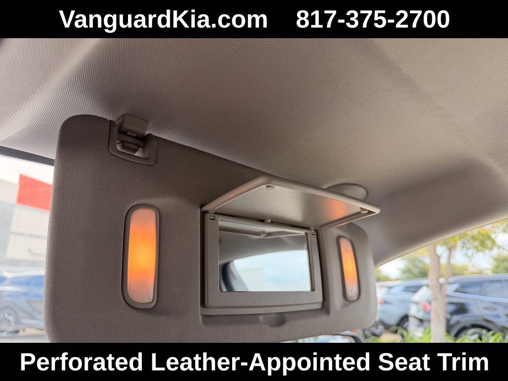 Used 2023 GMC Acadia SLT FWD image 17