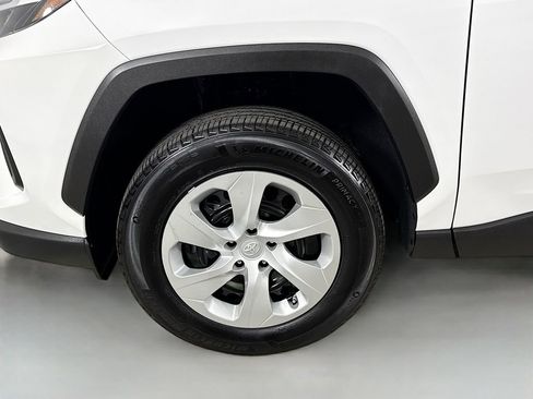 Certified 2024 Toyota RAV4 LE image 32