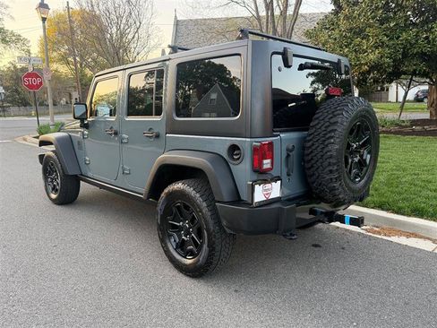 Used 2015 Jeep Wrangler Unlimited Sport AWD/4WD image 10