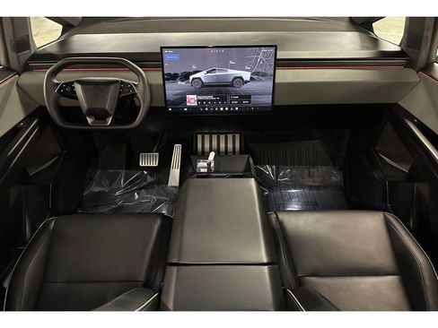 Used 2024 Tesla Cybertruck AWD Crew Cab image 23