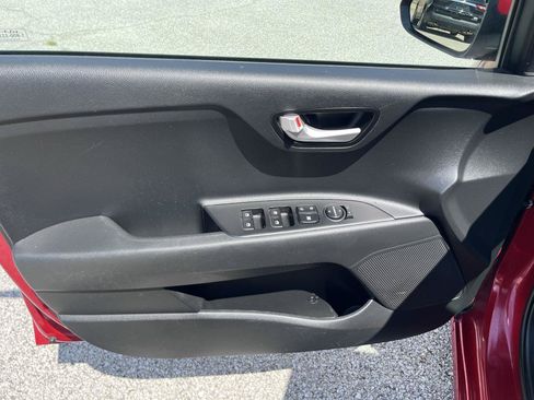 Used 2023 Kia Rio S FWD image 21