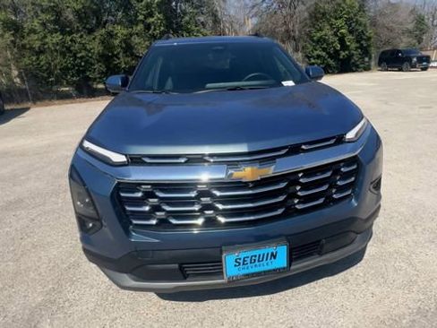 Certified 2025 Chevrolet Equinox LT w/ Convenience Package II image 3