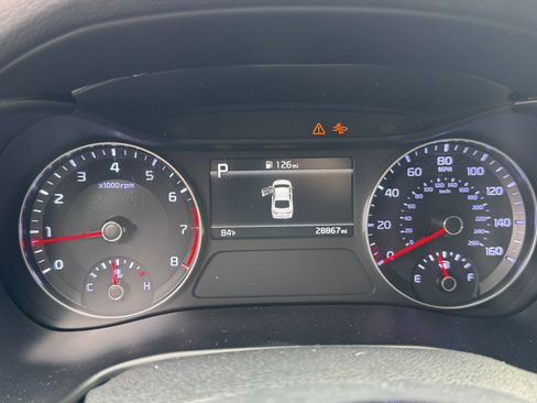 Used 2024 Kia Forte GT-Line FWD image 28