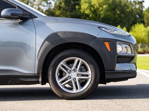Used 2021 Hyundai Kona SE FWD image 9