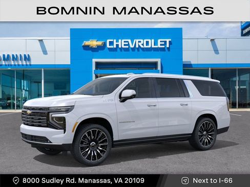 New 2026 Chevrolet Suburban High Country image 3