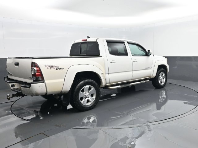 Used 2012 Toyota Tacoma 4x4 Double Cab w/ TRD Sport Pkg image 19