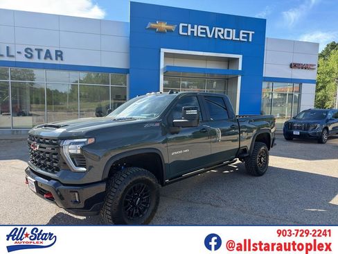 New 2026 Chevrolet Silverado 2500 ZR2 AWD/4WD image 1