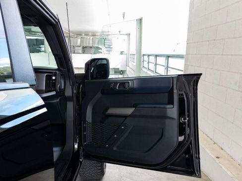 Used 2022 Ford Bronco Outer Banks w/ Sasquatch Package image 39