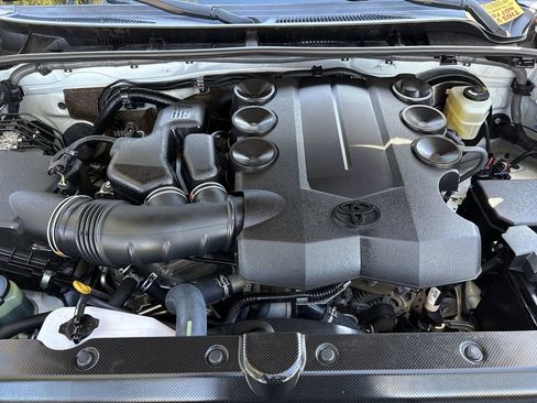 Used 2019 Toyota 4Runner SR5 image 21