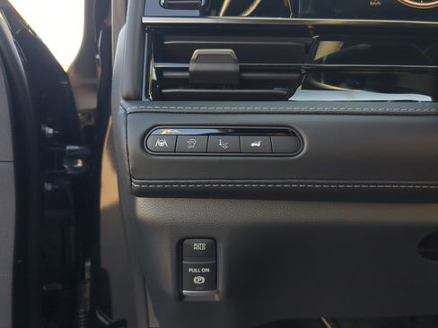 New 2026 INFINITI QX80 Autograph w/ Premium Cargo Package image 15