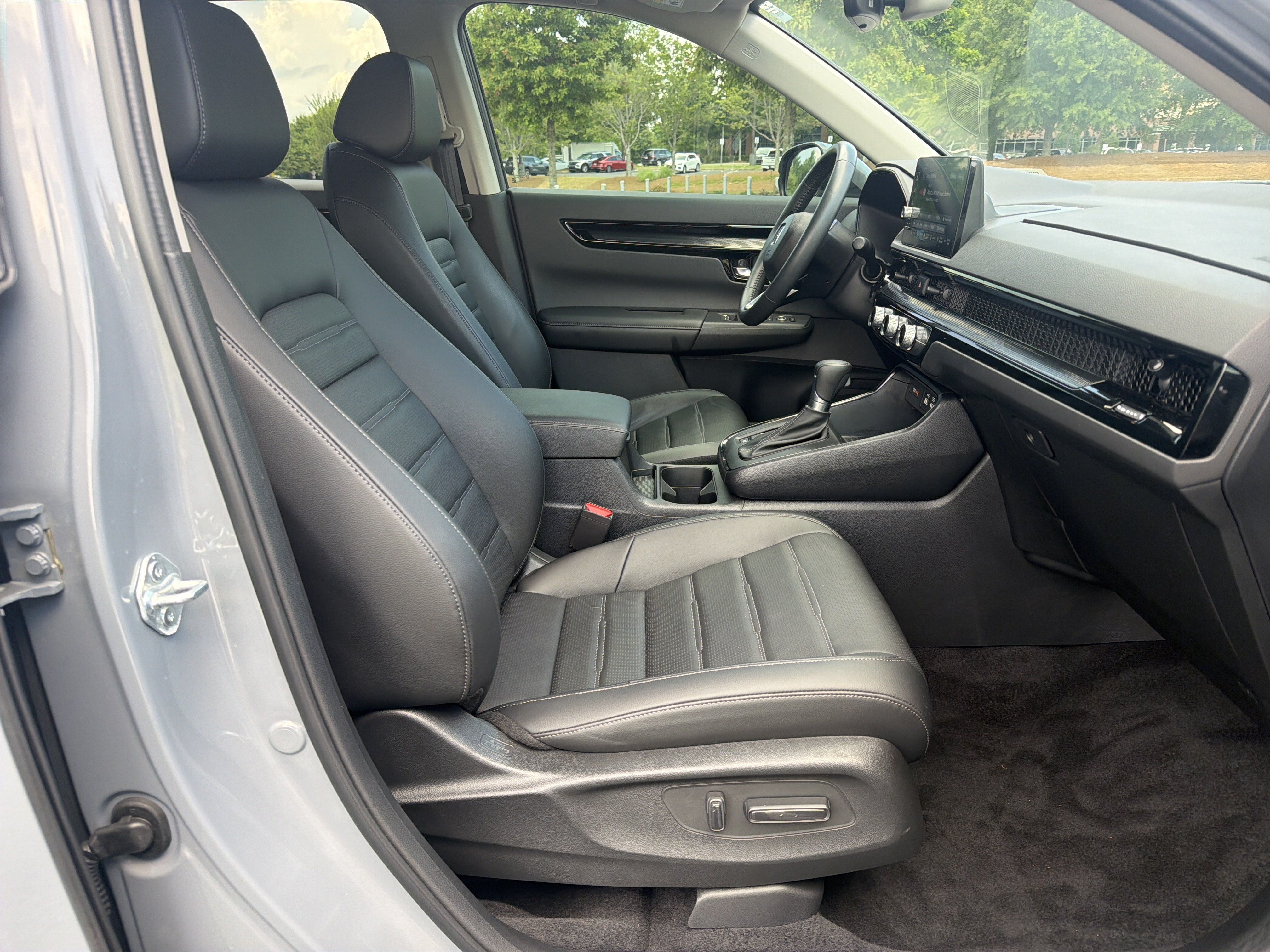 Certified 2025 Honda CR-V EX-L image 31