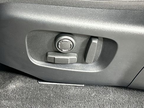 Certified 2024 Land Rover Range Rover Evoque S image 25