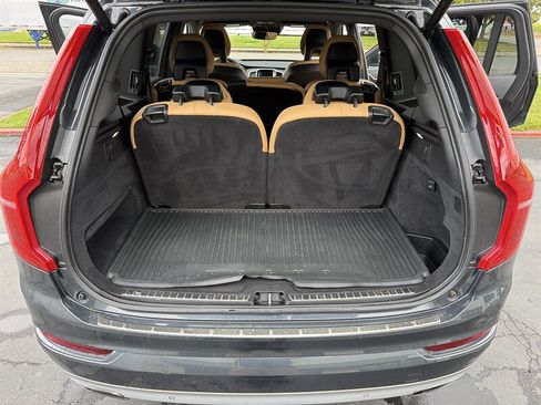 Used 2017 Volvo XC90 T6 Momentum w/ Vision Package AWD/4WD image 28