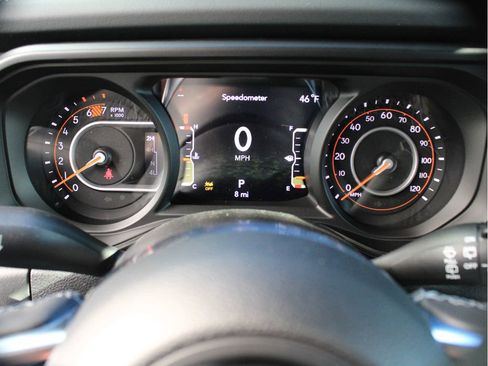 New 2026 Jeep Wrangler Sahara AWD/4WD image 18