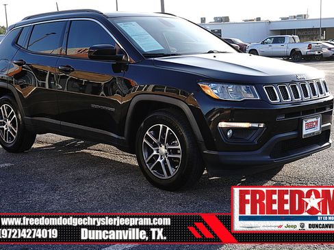 Used 2018 Jeep Compass Latitude FWD image 7